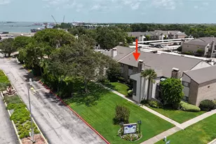 7014 N Holiday Dr, Galveston, TX 77550 - Photo 4