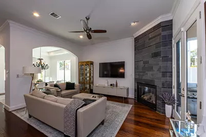 1409 Indiana Street, Houston, TX 77006 - Photo 14