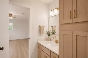 7611 King St, Manvel, TX 77578 - Photo 16