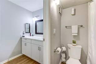 12550 Whittington Dr, Houston, TX 77077 - Photo 16