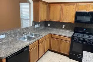 2134 Thorn Berry Creek Ln, Katy, TX 77449 - Photo 10
