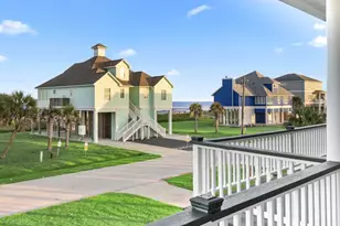 18306 E De Vaca, Galveston, TX 77554 - Photo 20