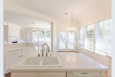 2434 Fairway Pointe Drive, League City, TX 77573 - Photo 18
