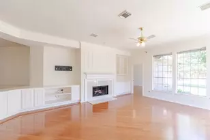 2434 Fairway Pointe Dr, League City, TX 77573 - Photo 6