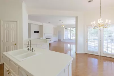 2434 Fairway Pointe Drive, League City, TX 77573 - Photo 16