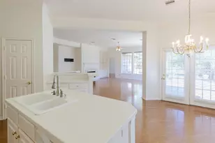 2434 Fairway Pointe Dr, League City, TX 77573 - Photo 16