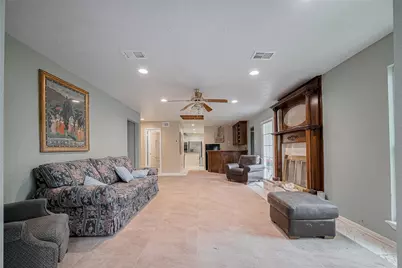 4015 Black Locust Drive, Houston, TX 77088 - Photo 18