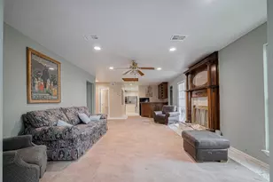 4015 Black Locust Dr, Houston, TX 77088 - Photo 18