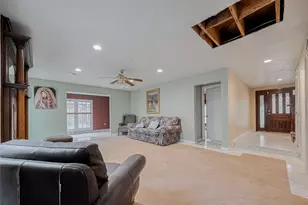 4015 Black Locust Dr, Houston, TX 77088 - Photo 16