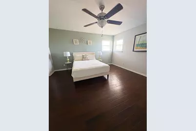 1255 Sailfish Street, Bayou Vista, TX 77563 - Photo 12