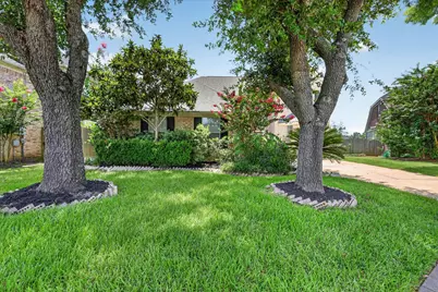 4610 Misty Morning Court, Missouri City, TX 77459 - Photo 2