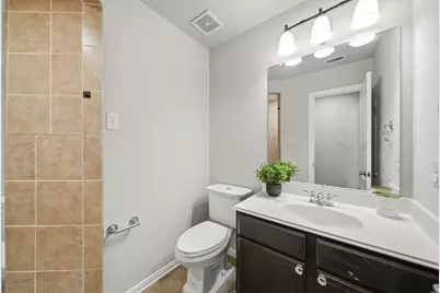2206 Ascot Lane, Sugar Land, TX 77479 - Photo 34