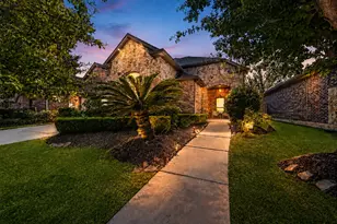 2206 Ascot Ln, Sugar Land, TX 77479 - Photo 38