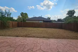 4508 Clover St, Houston, TX 77051 - Photo 38