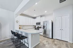 5530 Clarendon Hills Ct, Pasadena, TX 77505 - Photo 8