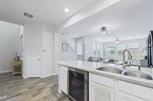 5530 Clarendon Hills Ct, Pasadena, TX 77505 - Photo 10