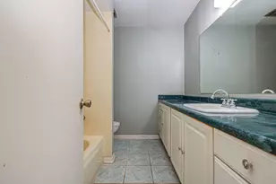 10215 Windriver Dr, Houston, TX 77070 - Photo 20