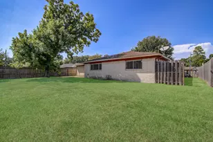 10215 Windriver Dr, Houston, TX 77070 - Photo 32