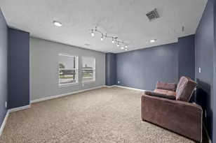 2413 Quiet Arbor Ln, Pearland, TX 77581 - Photo 20