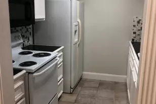 4641 Wild Indigo St, Houston, TX 77027 - Photo 4