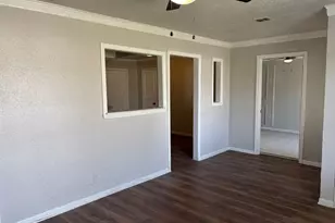 5530 Lakefield Dr, Houston, TX 77033 - Photo 4