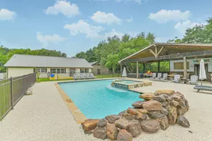 306 County Rd 3997, Cleveland, TX 77328 - Photo 8