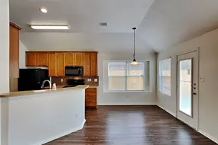 11919 Lois Ln, Pinehurst, TX 77362 - Photo 4