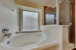 11919 Lois Ln, Pinehurst, TX 77362 - Photo 12