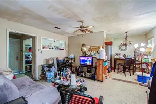 5011 Cresthaven Cir, Houston, TX 77048 - Photo 10