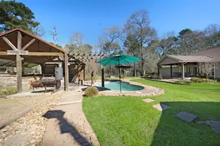 6185 Forest Dr, Cleveland, TX 77328 - Photo 28