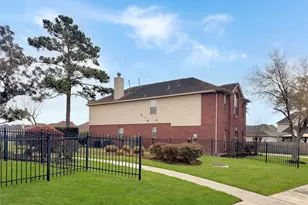 19414 Countryroad Dr, Spring, TX 77388 - Photo 8