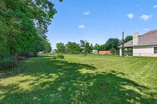720 Ezekiel Smith St, Prairie View, TX 77484 - Photo 32