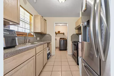 720 Ezekiel Smith Street, Prairie View, TX 77484 - Photo 14