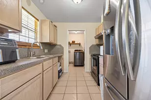 720 Ezekiel Smith St, Prairie View, TX 77484 - Photo 14