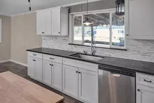 19948 Lindley Woods St, Cleveland, TX 77328 - Photo 6