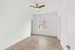 2202 Wavell St, Houston, TX 77088 - Photo 20