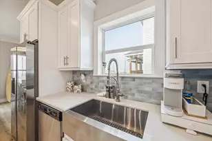 25215 Sausalito Dr, Galveston, TX 77554 - Photo 12