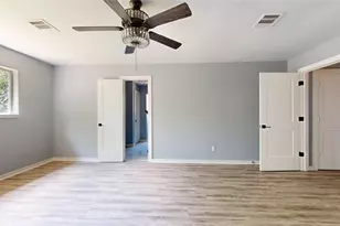9907 Greencreek Dr, Houston, TX 77070 - Photo 22