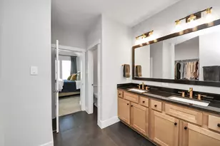 10954 Hewitt Cliff Ln, Houston, TX 77043 - Photo 36