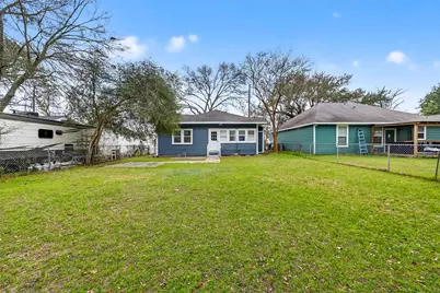 302 Epps Street, Tomball, TX 77375 - Photo 28