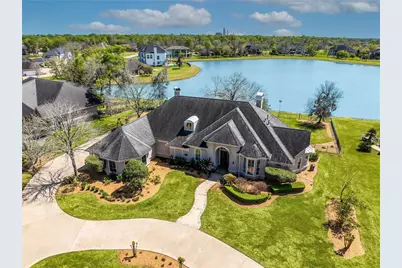 843 Royal Lakes Boulevard, Richmond, TX 77469 - Photo 2