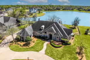 843 Royal Lakes Blvd, Richmond, TX 77469 - Photo 2