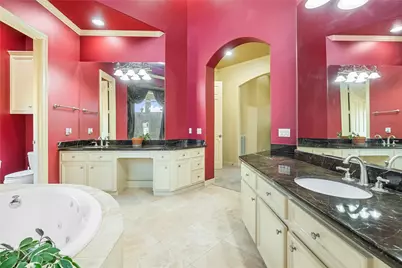 843 Royal Lakes Boulevard, Richmond, TX 77469 - Photo 18