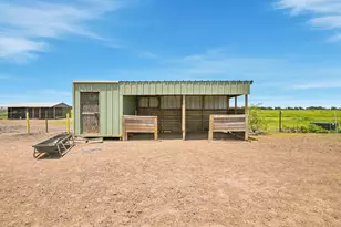 1604 Co Rd 370, El Campo, TX 77437 - Photo 38