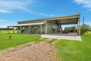 1604 Co Rd 370, El Campo, TX 77437 - Photo 24