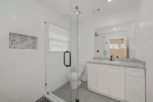 6130 Shadow Crest St, Houston, TX 77074 - Photo 24