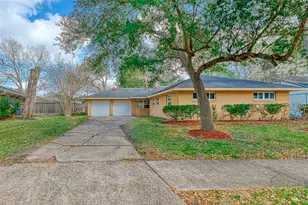 6130 Shadow Crest St, Houston, TX 77074 - Photo 32