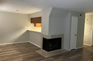 8048 Sands Point Dr, Houston, TX 77036 - Photo 2