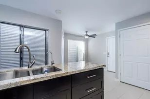 1346 Chardonnay Dr, Houston, TX 77077 - Photo 14