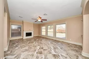 12827 Lindsey Ln, Stafford, TX 77477 - Photo 16